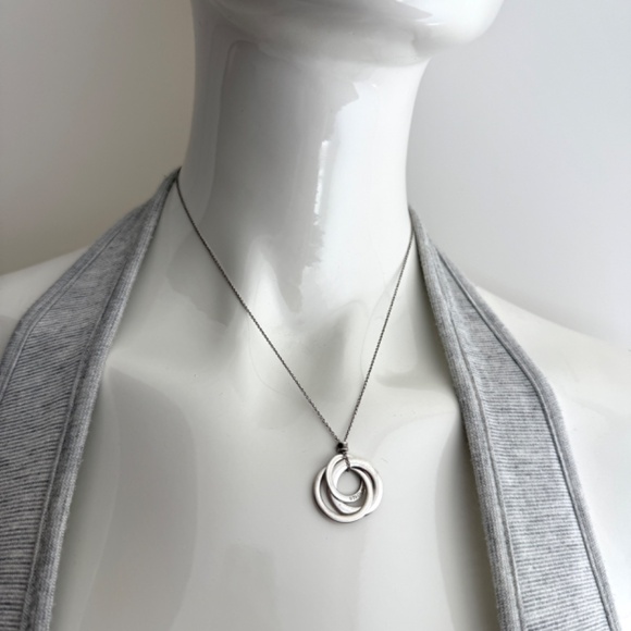 Tiffany & Co Triple Interlocking 1837 Circles Sterling Silver Pendant Necklace - Picture 2 of 9